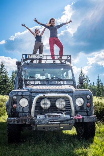 Defender parts expedicia Chicks On The Road